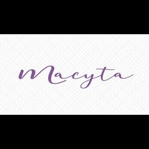 Meet your Posher, Macyta
